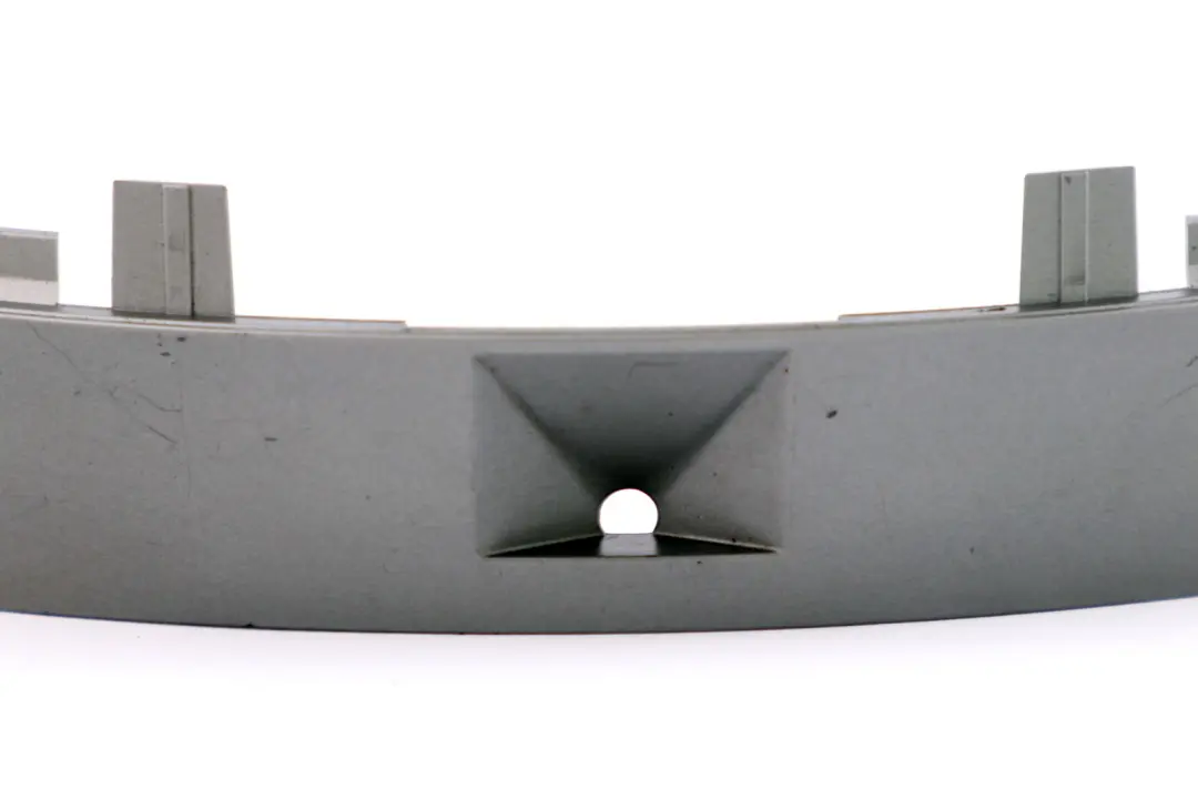 Couvercle Accoudoir Central Sombre Argent 7070550 pour BMW 7 E65 E66 E67 à propos du numéro de pièce 7070553 BMW 7 E65 E66 E67 Couvercle Accoudoir Central Sombre Argent 7070550 - SKU 7070553 - Numéro de pièce 7070553