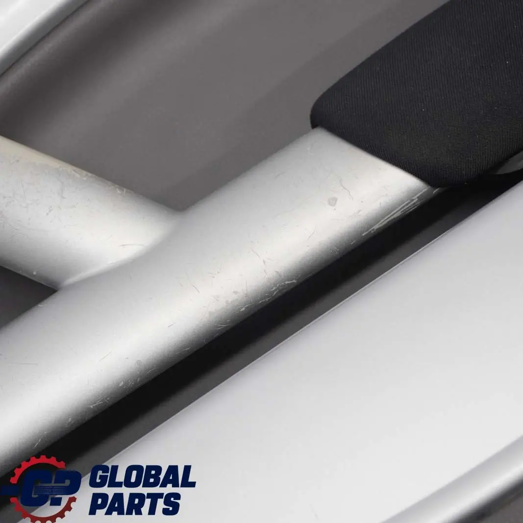 Türverkleidung Dekor Vorne Rechts Silber Grau Stoff Kaleido für BMW Mini R50 mit Teilenummer 7070592 BMW Mini R50 Türverkleidung Dekor Vorne Rechts Silber Grau Stoff Kaleido - SKU 7070592 - Teilenummer 7070592