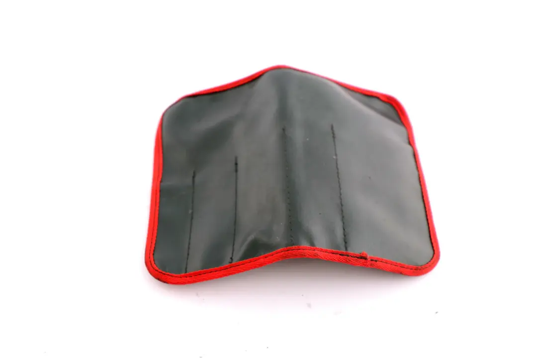 Attelage Werkzeugkoffe pour BMW E53 E60 E61 E63 E65 E81 E87 E90 E91 à propos du numéro de pièce 7070643 BMW E53 E60 E61 E63 E65 E81 E87 E90 E91 Attelage Werkzeugkoffe - SKU 7070643-3 - Numéro de pièce 7070643