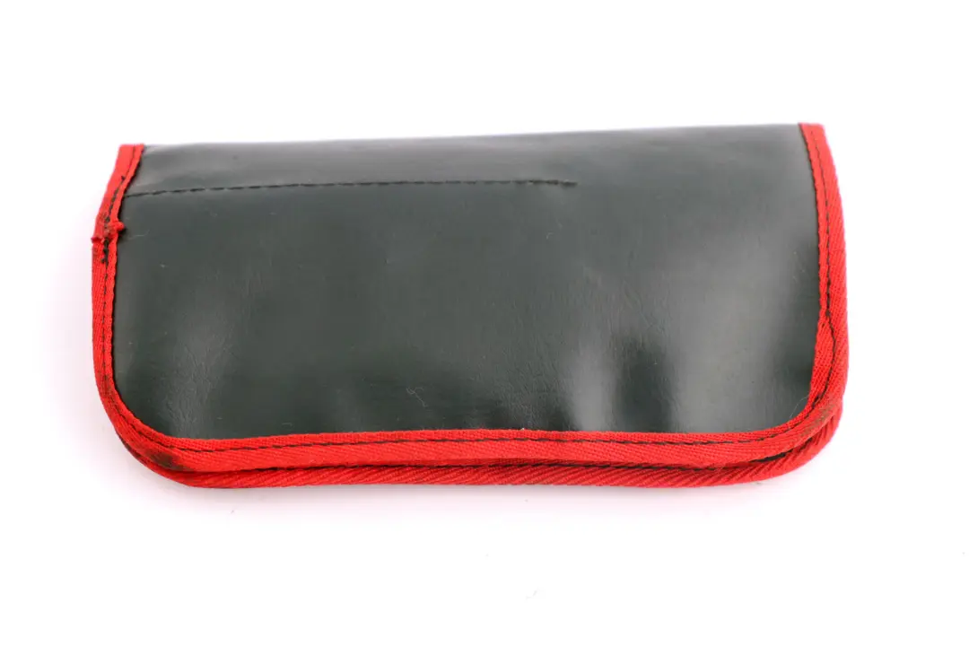 Etui Na Narzędzia Pokrowiec do BMW E60 E87 E90 o numerze 7070643 BMW E60 E87 E90 Etui Na Narzędzia Pokrowiec - SKU 7070643-3 - Numer Części 7070643