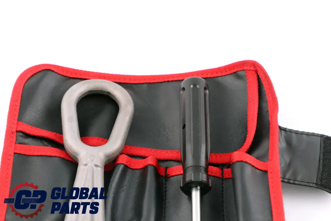 BMWX5 E53 E60 E63 E81 E87 E90 E91 Gancio di traino Occhio Strumenti Custodia per con numero di parte 57070643 BMWX5 E53 E60 E63 E81 E87 E90 E91 Gancio di traino Occhio Strumenti Custodia - SKU 7070643-5 - Numero di parte 57070643