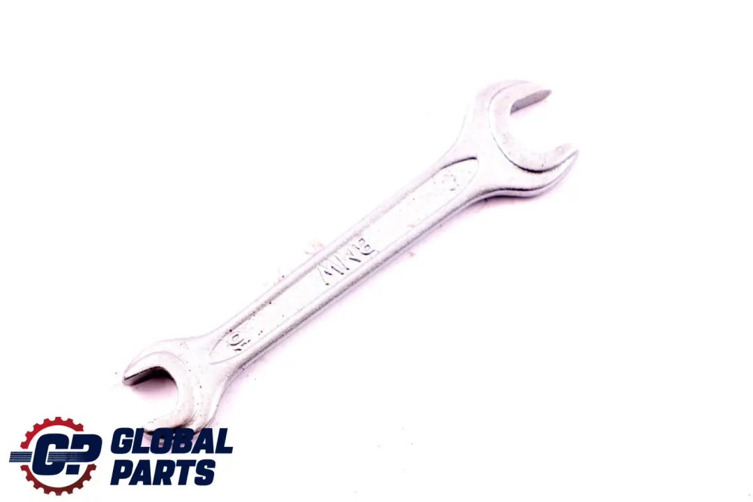 Estuche Herramientas Gancho Remolque para BMW X5 E53 E60 E61 E63 E87 E90 E91 con número de pieza 7070643 BMW X5 E53 E60 E61 E63 E87 E90 E91 Estuche Herramientas Gancho Remolque - SKU 7070643-6 - Número de pieza 7070643