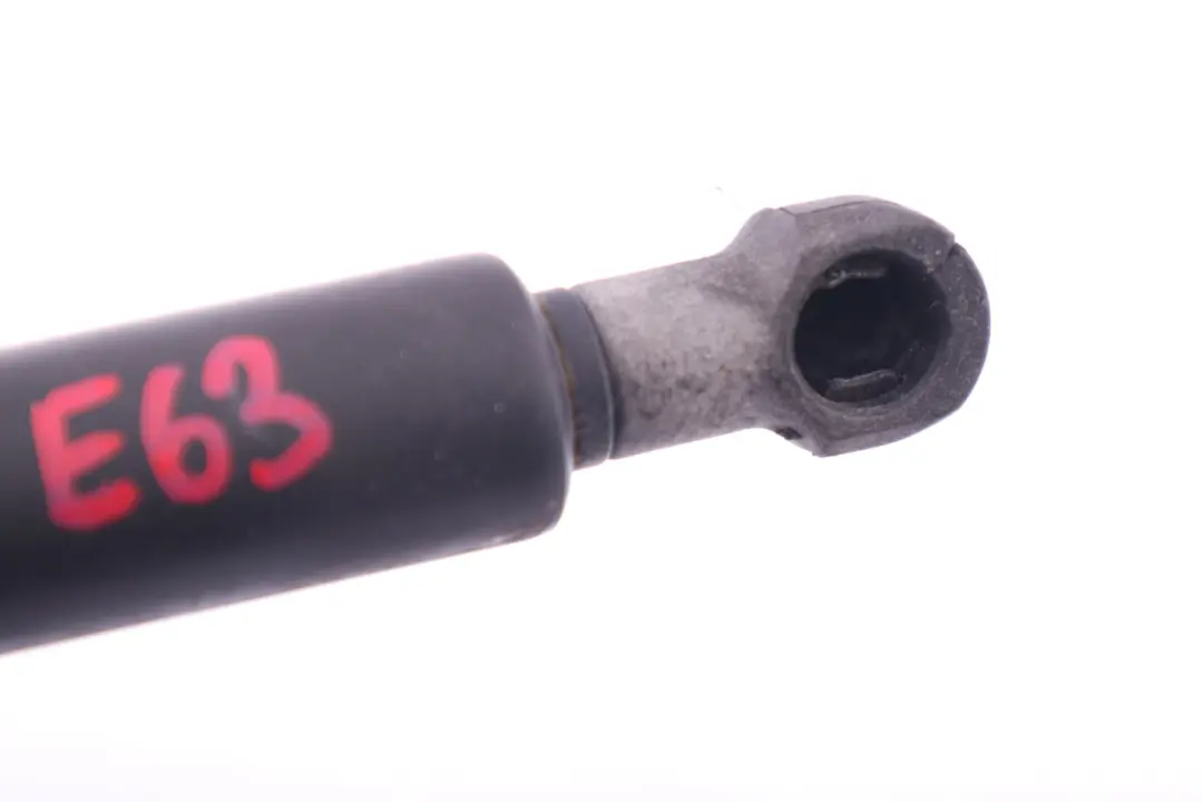 E63N E64 E64N Gas Presurizado Primavera Capo Delantero para BMW E63 con número de pieza 7070670 BMW E63 E63N E64 E64N Gas Presurizado Primavera Capo Delantero - SKU 7070670 - Número de pieza 7070670