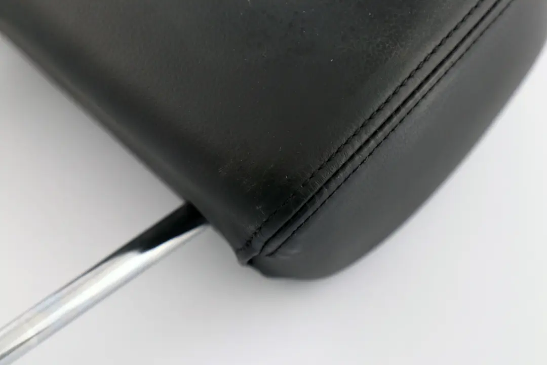 Vordersitz Links Rechts Leder Kopfstütze Schwarz für BMW Z4 E85 mit Teilenummer 7071092 BMW Z4 E85 Vordersitz Links Rechts Leder Kopfstütze Schwarz - SKU 7071092 - Teilenummer 7071092