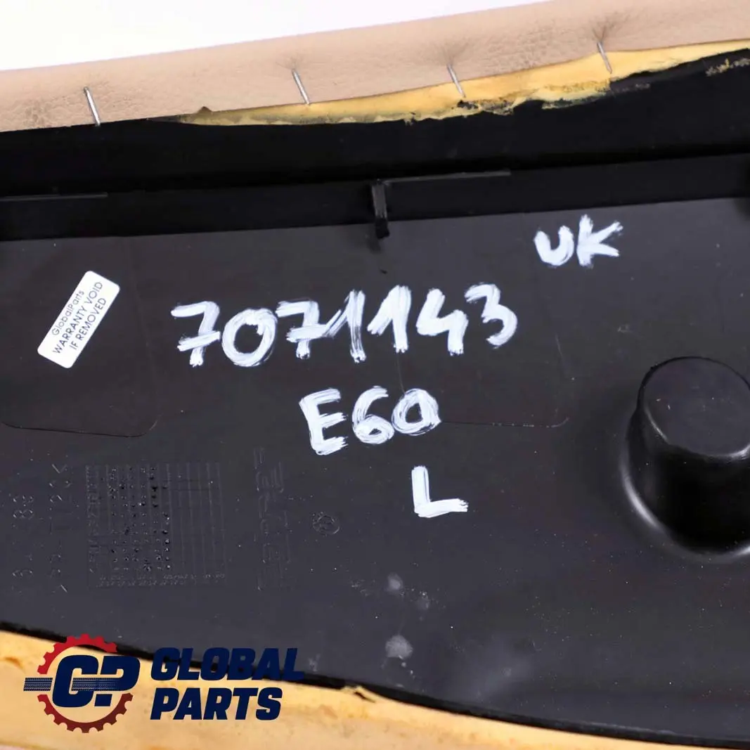 Wykończenie Boczne Oparcia Kanapy Lewe Skóra Beżowa do BMW E60 o numerze 7071143 BMW E60 Wykończenie Boczne Oparcia Kanapy Lewe Skóra Beżowa - SKU 7071143 - Numer Części 7071143
