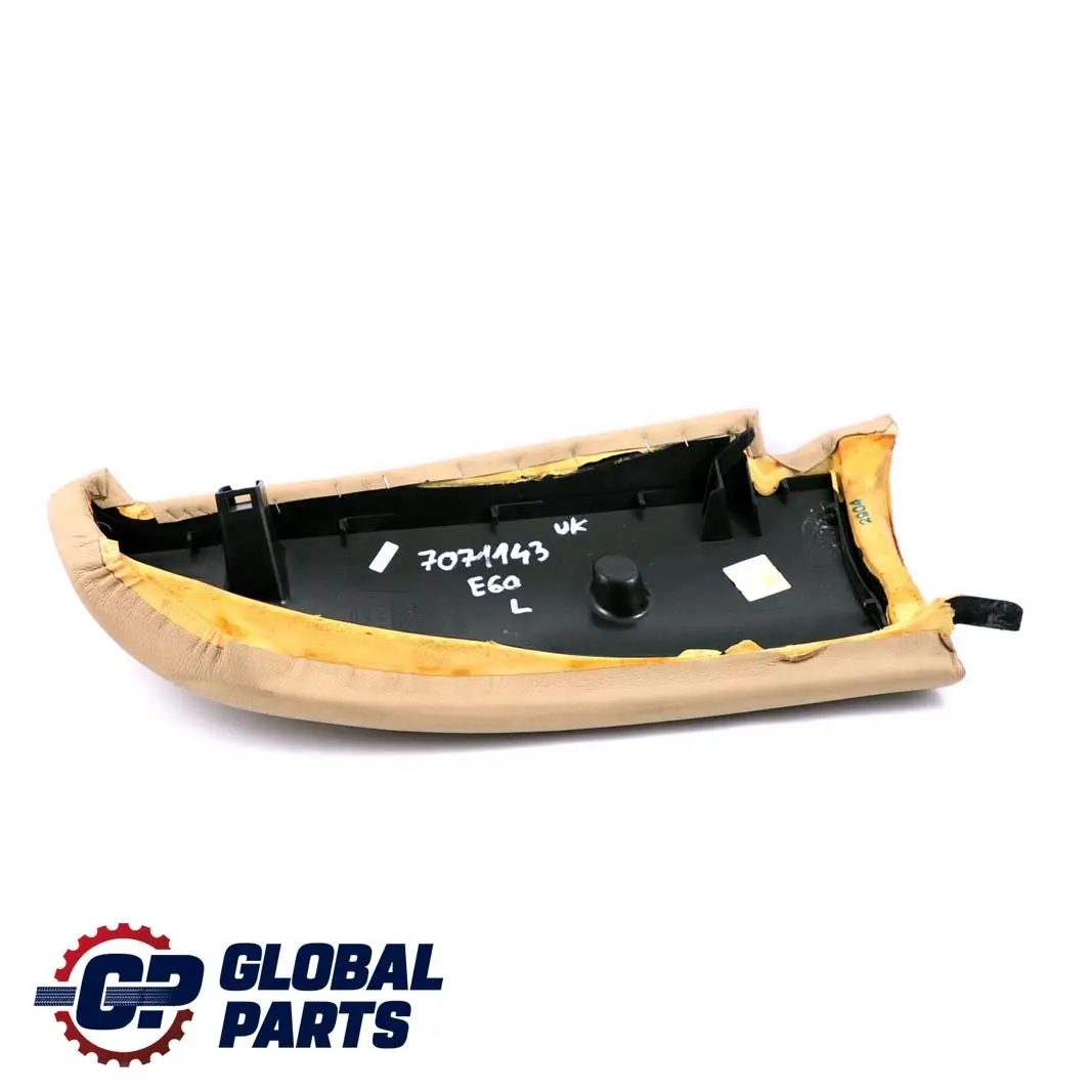 Asiento Trasero Izquierdo Tapa Acabado Cuero Beige para BMW E60 con número de pieza 7071143 BMW E60 Asiento Trasero Izquierdo Tapa Acabado Cuero Beige - SKU 7071143 - Número de pieza 7071143