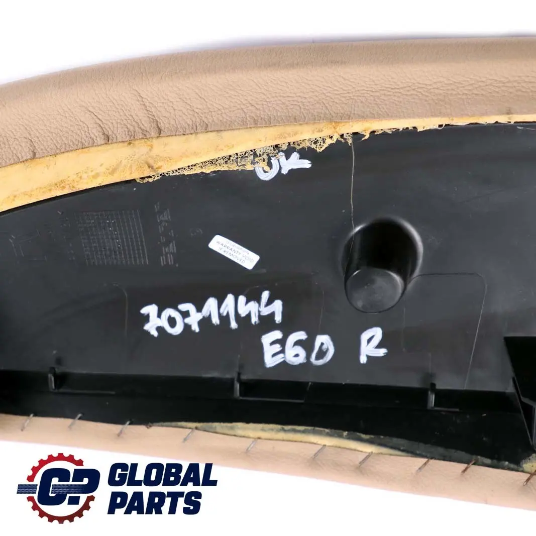 Sedile Posteriore Destro Lato Finitura Copertura Pelle Beige per BMW E60 con numero di parte 7071144 BMW E60 Sedile Posteriore Destro Lato Finitura Copertura Pelle Beige - SKU 7071144 - Numero di parte 7071144