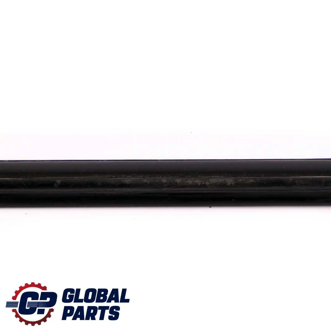 Outer Weatherstrip Front Door Right O/S Black to Mini Cooper One R50 R52 R53 with Part number 7071670 Mini Cooper One R50 R52 R53 Outer Weatherstrip Front Door Right O/S Black - SKU 7071670-1 - Part number 7071670