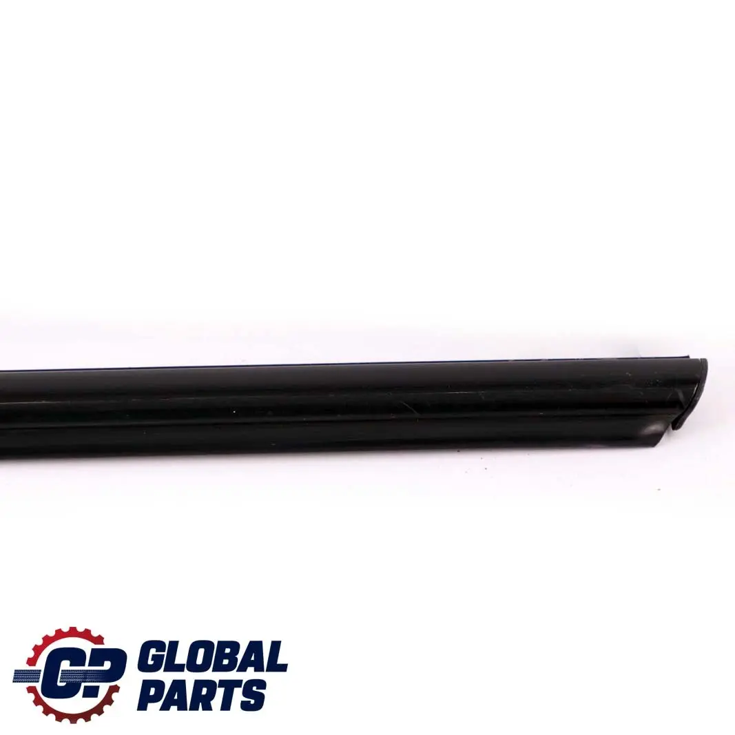 Outer Weatherstrip Front Door Right O/S Black to Mini Cooper One R50 R52 R53 with Part number 7071670 Mini Cooper One R50 R52 R53 Outer Weatherstrip Front Door Right O/S Black - SKU 7071670-1 - Part number 7071670