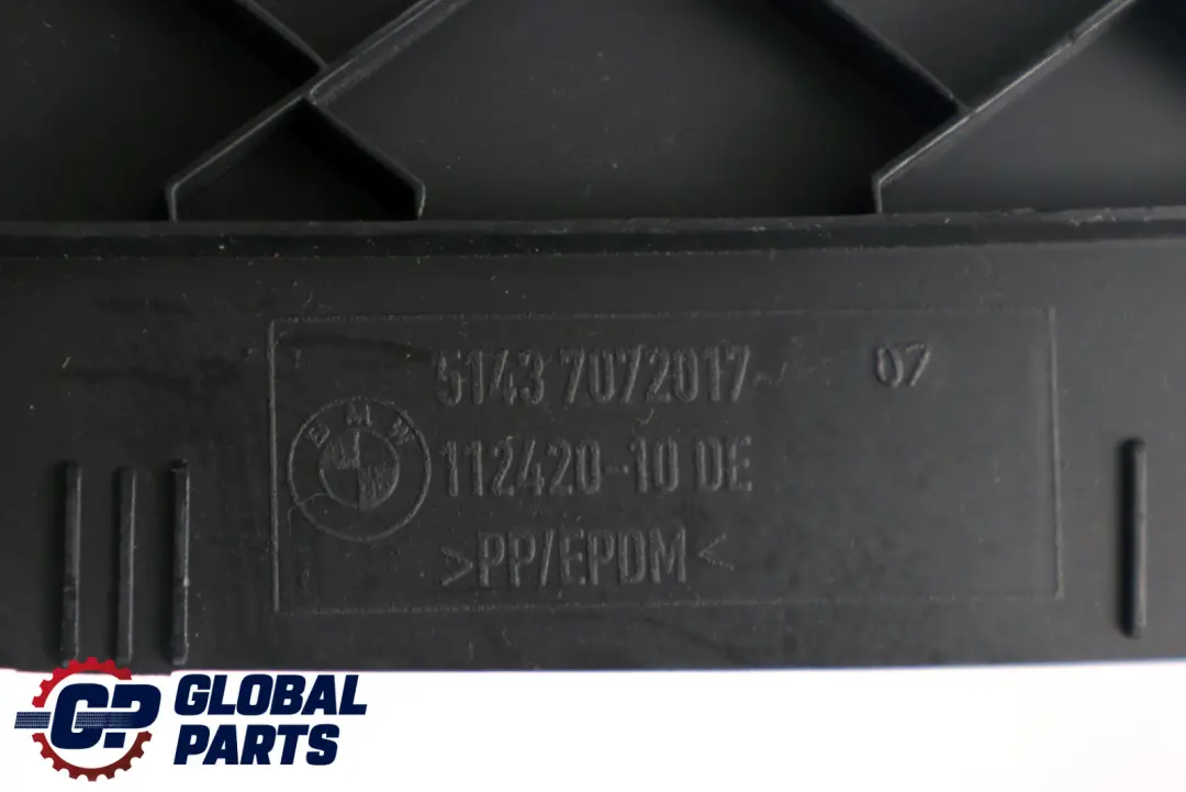 BMW E81 Osłona obudowa słupka C lewa - SKU 7072017 - Numer Części 7072017