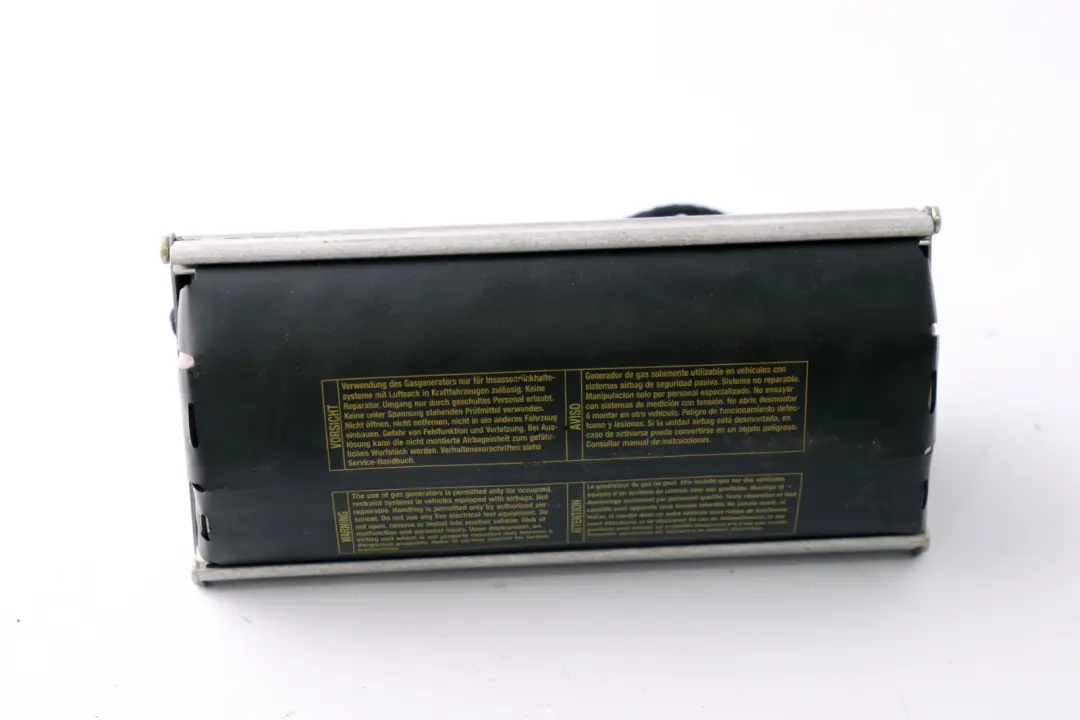 Módulo de Aire Para el Lado del Pasajero para BMW E65 E66 E67 con número de pieza 7072620 BMW E65 E66 E67 Módulo de Aire Para el Lado del Pasajero - SKU 7072620 - Número de pieza 7072620