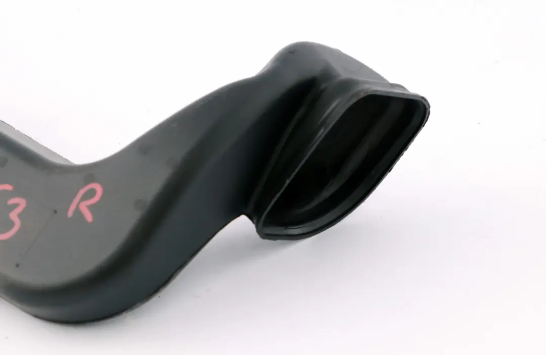 Duct Air Channel Right O/S to BMW 6 Series E63 E64 LCI Air with Part number 7072774 BMW 6 Series E63 E64 LCI Air Duct Air Channel Right O/S - SKU 7072774 - Part number 7072774