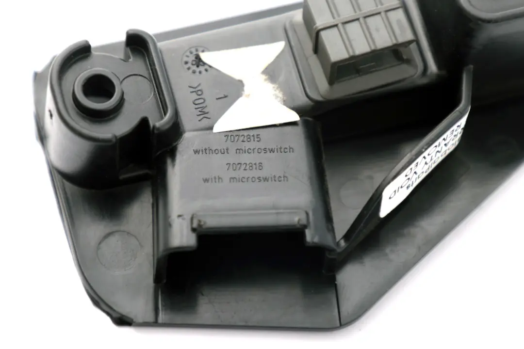 BMW Z4 E85 Folding Top Compartment Mount Centre 7072816 - SKU 7072815 - Part number 7072815