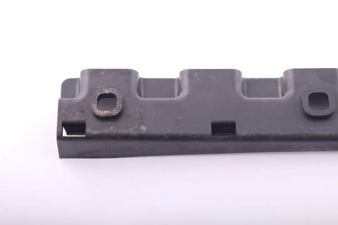 Halteleiste Links, Blende Schweller / Radlauf für BMW 6 er E63 E64 LCI mit Teilenummer 7072875 BMW 6 er E63 E64 LCI Halteleiste Links, Blende Schweller / Radlauf - SKU 7072875 - Teilenummer 7072875