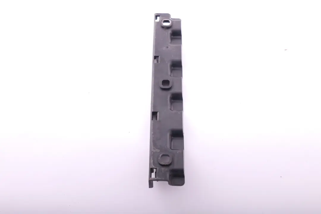 Supporting Ledge Bracket Mount Right O/S to BMW 6 Series E63 E64 LCI with Part number 7072876 BMW 6 Series E63 E64 LCI Supporting Ledge Bracket Mount Right O/S - SKU 7072876 - Part number 7072876