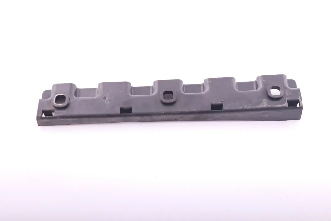 Supporting Ledge Bracket Mount Right O/S to BMW 6 Series E63 E64 LCI with Part number 7072876 BMW 6 Series E63 E64 LCI Supporting Ledge Bracket Mount Right O/S - SKU 7072876 - Part number 7072876