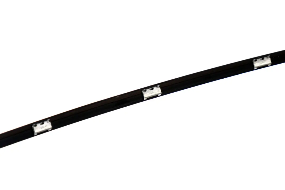 BMW E60 E61 Listwa Szyby Drzwi Prawy Przód - SKU 7072884 - Numer Części 7072884