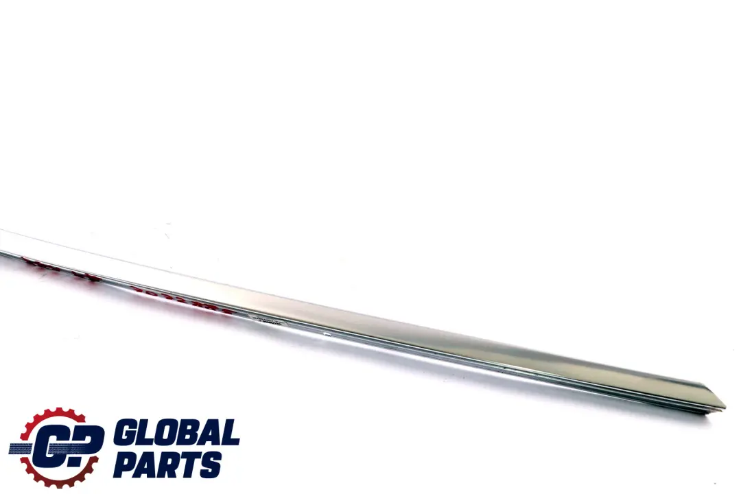 Garniture de cadre de fenêtre supérieur porte avant gauche chromée pour BMW E60 E61 à propos du numéro de pièce 7072885 BMW E60 E61 Garniture de cadre de fenêtre supérieur porte avant gauche chromée - SKU 7072885 - Numéro de pièce 7072885