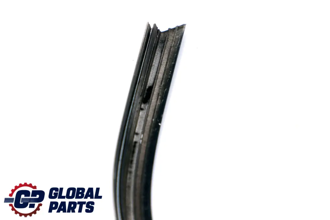 BMW 5 E60 E60N Couverture Chassis de Fenetre Haut Porte Arriere Droite Noir - SKU 7072888 - Numéro de pièce 7072888