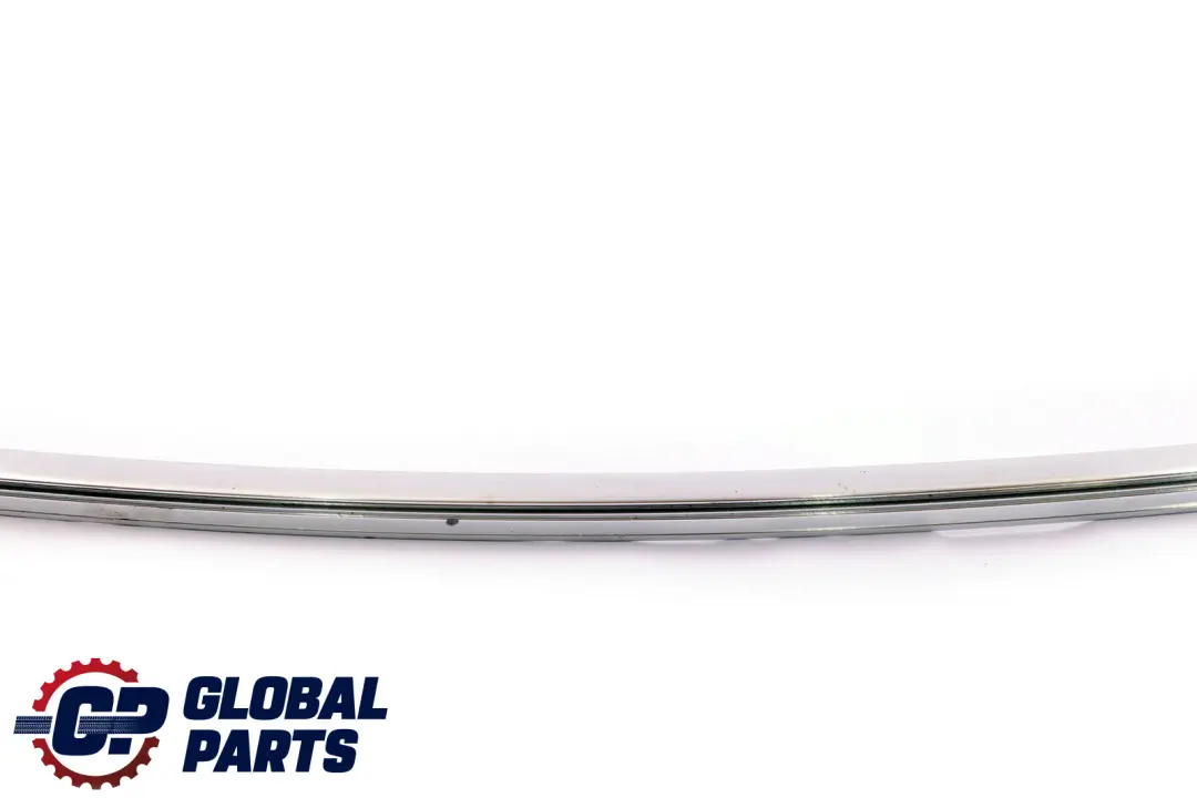 Acabado Marco Ventana Superior Puerta Trasera Derecha para BMW E60 con número de pieza 51357072890 BMW E60 Acabado Marco Ventana Superior Puerta Trasera Derecha - SKU 7072890 - Número de pieza 51357072890