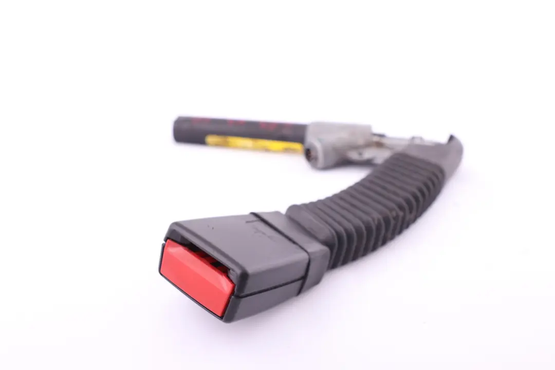 Fibbia Tendicinghia Inferiore Sinistra Sedile Anteriore Destro per BMW E53 con numero di parte 7073380 BMW E53 Fibbia Tendicinghia Inferiore Sinistra Sedile Anteriore Destro - SKU 7073380 - Numero di parte 7073380