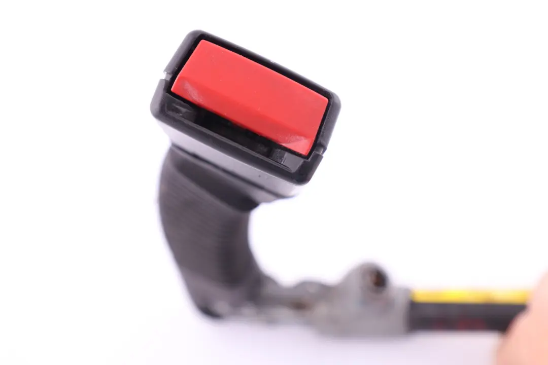 BMW E53 Fibbia Tendicinghia Inferiore Sinistra Sedile Anteriore Destro - SKU 7073380 - Numero di parte 7073380
