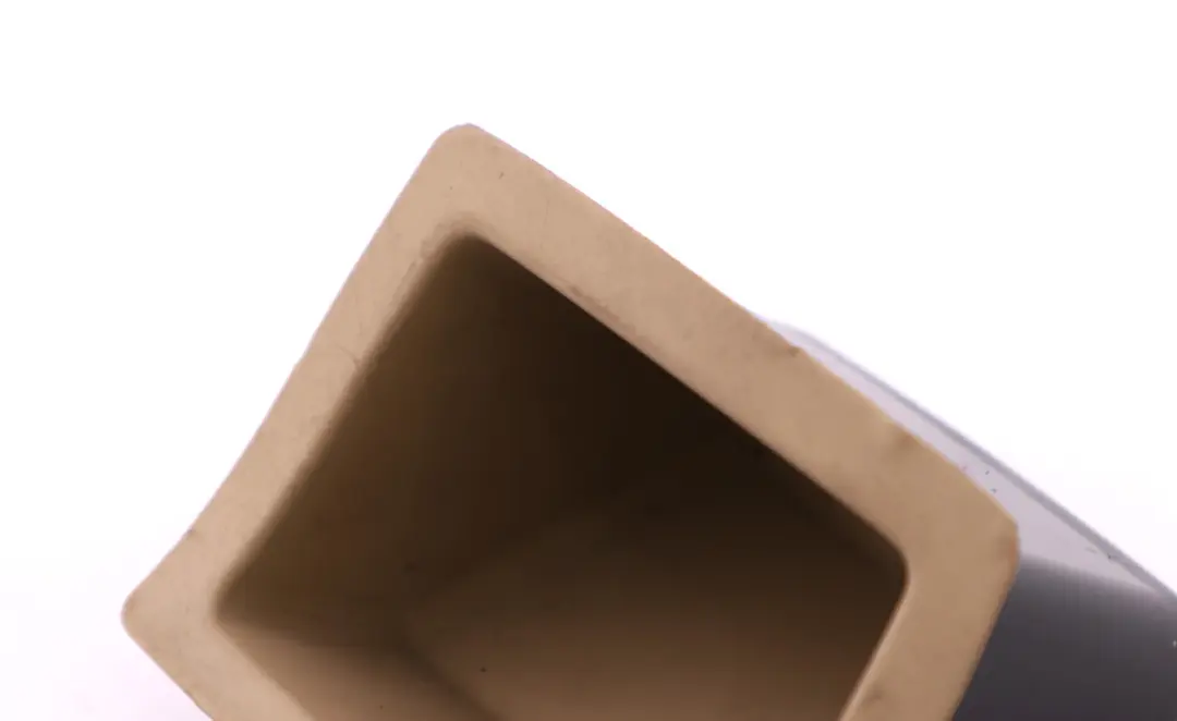 Console centrale arrière Plateau de rangement Beige 7036500 pour BMW Z4 E85 E86 à propos du numéro de pièce 7073535 BMW Z4 E85 E86 Console centrale arrière Plateau de rangement Beige 7036500 - SKU 7073535 - Numéro de pièce 7073535