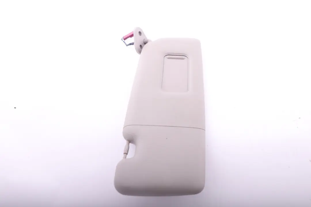 Sonnenblende Make-Up-Leuchte Rechts Himmelblau für BMW 6 er E63 mit Teilenummer 7073572 BMW 6 er E63 Sonnenblende Make-Up-Leuchte Rechts Himmelblau - SKU 7073572 - Teilenummer 7073572