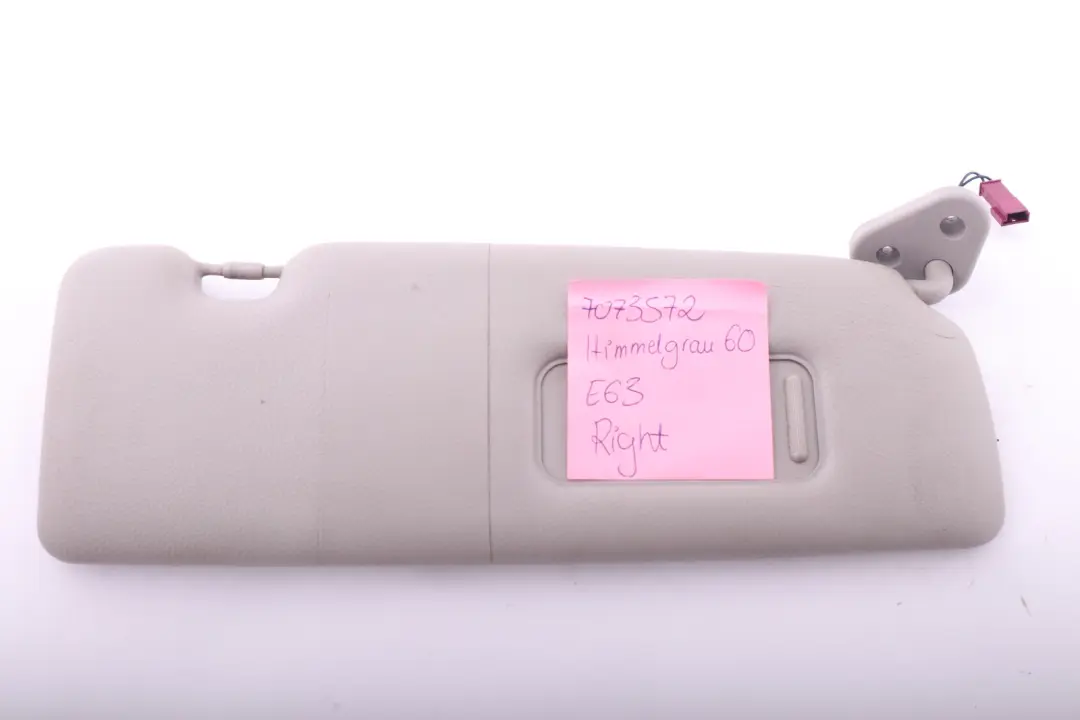 Sonnenblende Make-Up-Leuchte Rechts Himmelblau für BMW 6 er E63 mit Teilenummer 7073572 BMW 6 er E63 Sonnenblende Make-Up-Leuchte Rechts Himmelblau - SKU 7073572 - Teilenummer 7073572