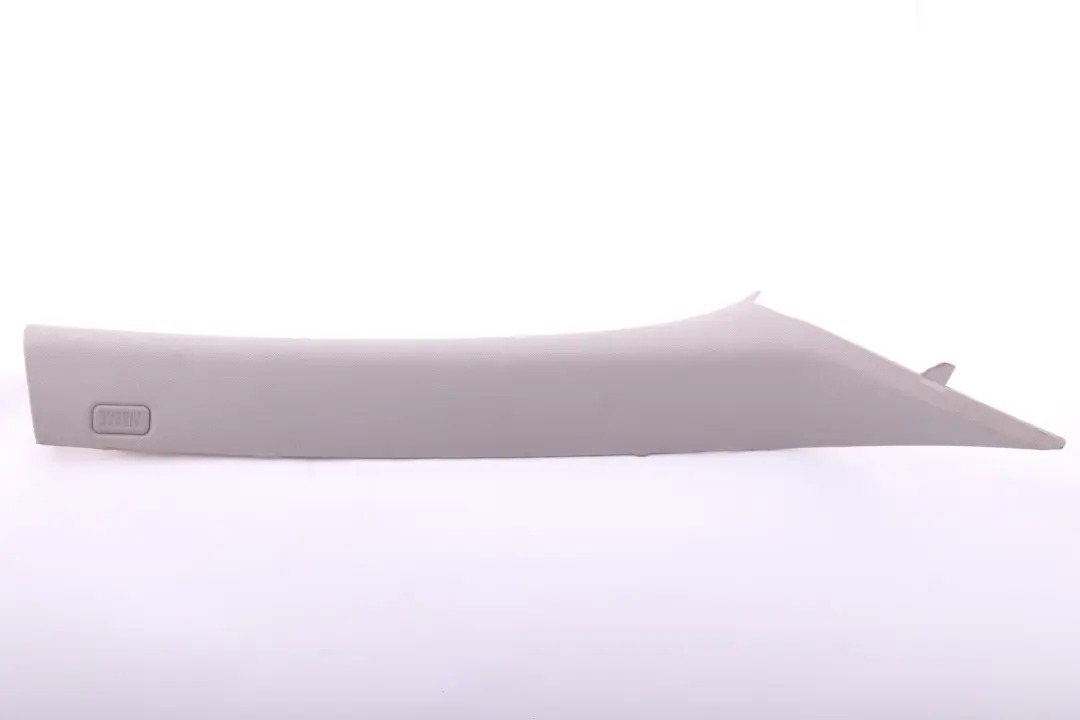 E63N LCI Copertura Colonna A Destra Grigio Himmelgrau 7009486 per BMW E63 con numero di parte 7073604 BMW E63 E63N LCI Copertura Colonna A Destra Grigio Himmelgrau 7009486 - SKU 7073604 - Numero di parte 7073604