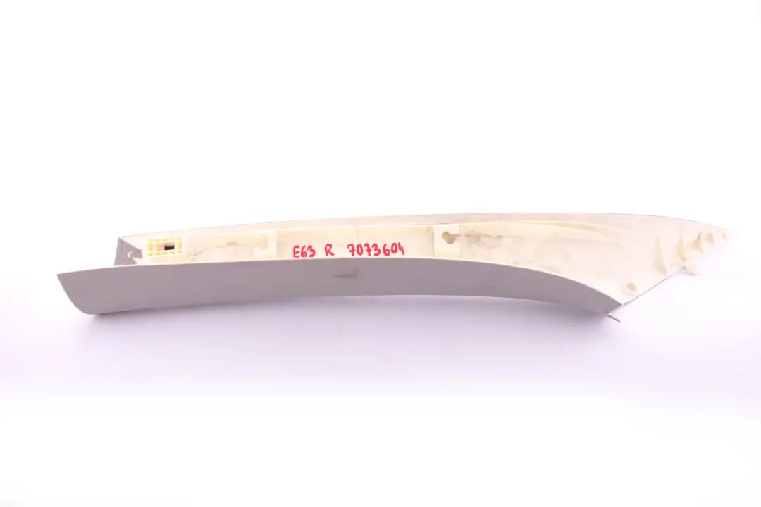 BMW E63 E63N LCI Tapa Columna A Derecha Gris Himmelgrau 7009486 - SKU 7073604 - Número de pieza 7073604