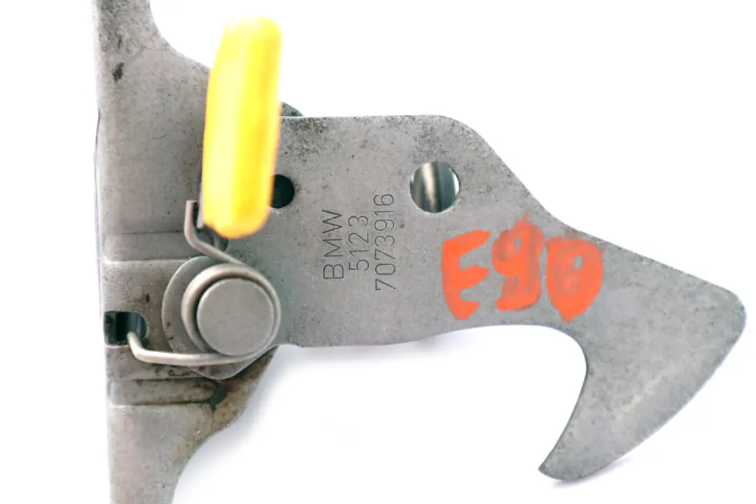 Capo delantero cierre capo para BMW E90 E91 E91N E92 E92N con número de pieza 51237073916 BMW E90 E91 E91N E92 E92N Capo delantero cierre capo - SKU 7073916 - Número de pieza 51237073916