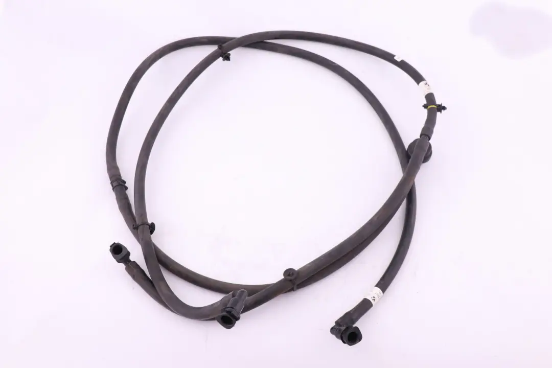 Manguera Tubo Faro Limpieza Sistema De Lavado para BMW E87 con número de pieza 8380901 BMW E87 Manguera Tubo Faro Limpieza Sistema De Lavado - SKU 7074961 - Número de pieza 8380901