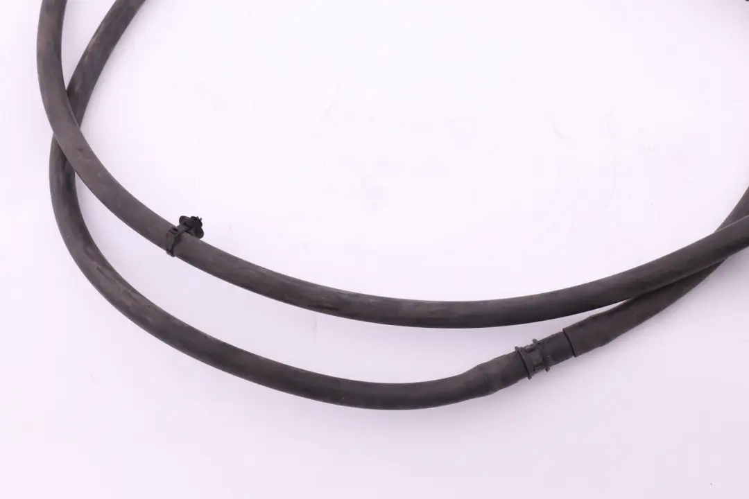 Manguera Tubo Faro Limpieza Sistema De Lavado para BMW E87 con número de pieza 8380901 BMW E87 Manguera Tubo Faro Limpieza Sistema De Lavado - SKU 7074961 - Número de pieza 8380901