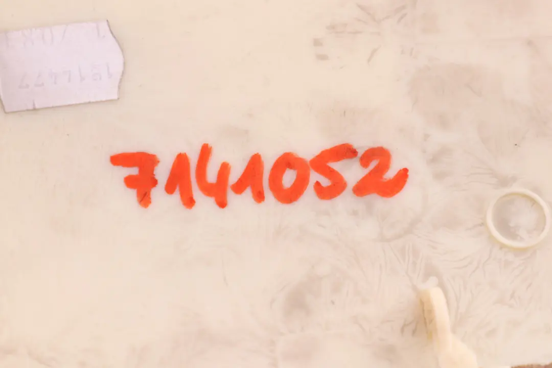 Habillage De Tête BMW E90 E90N LCI Tissu Arrière Beige pour à propos du numéro de pièce 7141052 Habillage De Tête BMW E90 E90N LCI Tissu Arrière Beige - SKU 7074962 - Numéro de pièce 7141052