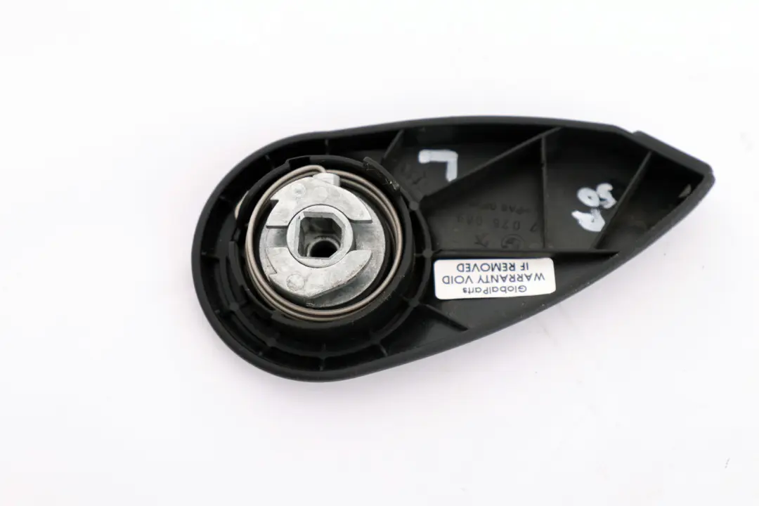 Maniglia esterna sedile anteriore sinistro per Mini Cooper One R50 R52 R53 con numero di parte 7075069 Mini Cooper One R50 R52 R53 Maniglia esterna sedile anteriore sinistro - SKU 7075069 - Numero di parte 7075069