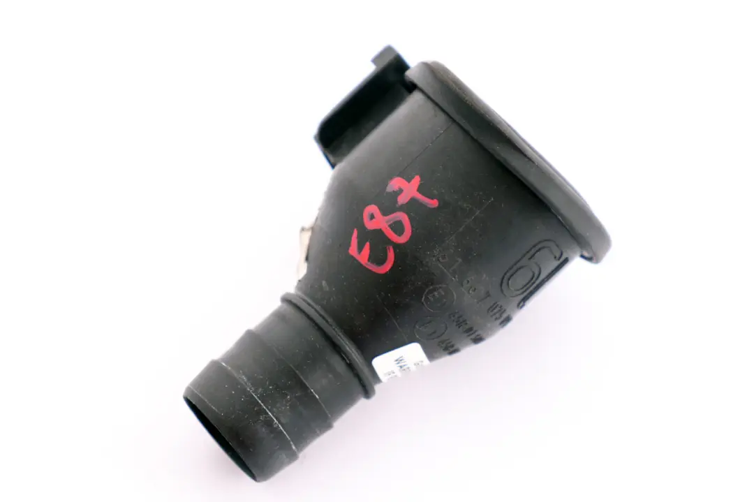 BMW E81 E82 E84 E87 E90 E91 E92 E93 Tubo de llenado Recipiente de lavado - SKU 7075099-2 - Número de pieza 7075099