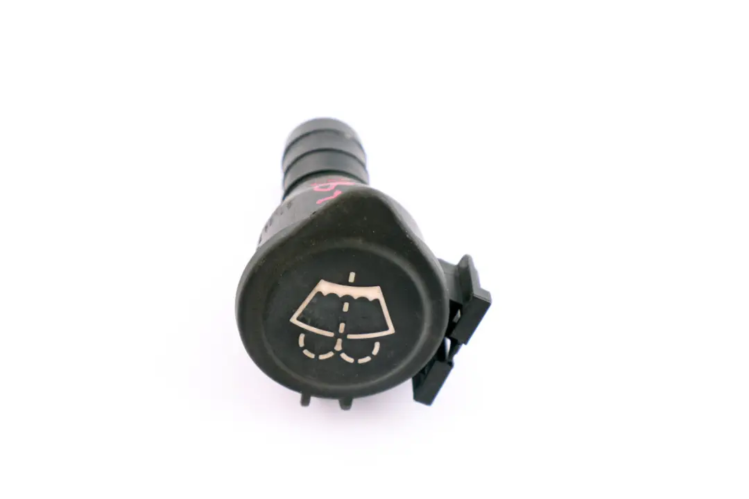 Lejek zbiornika płynu spryskiwaczy do BMW E87 E90 o numerze 7075099 BMW E87 E90 Lejek zbiornika płynu spryskiwaczy - SKU 7075099-2 - Numer Części 7075099