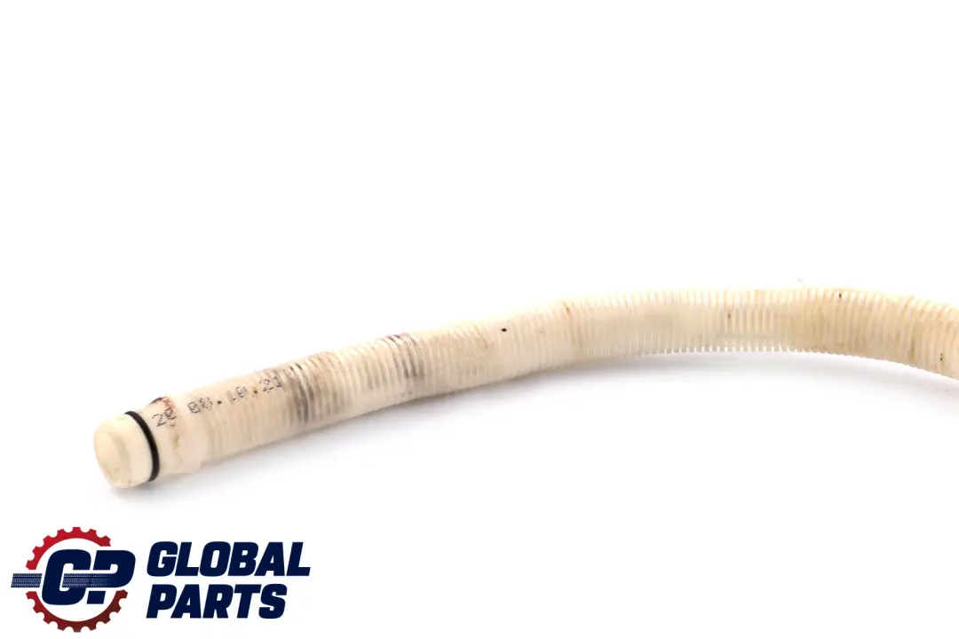 E90-E93 Tube de rempliss. p recipient lavegl. pour BMW 1 3 X1 Serie E81 E82 E87 E88 à propos du numéro de pièce 7075099 BMW 1 3 X1 Serie E81 E82 E87 E88 E90-E93 Tube de rempliss. p recipient lavegl. - SKU 7075099 - Numéro de pièce 7075099