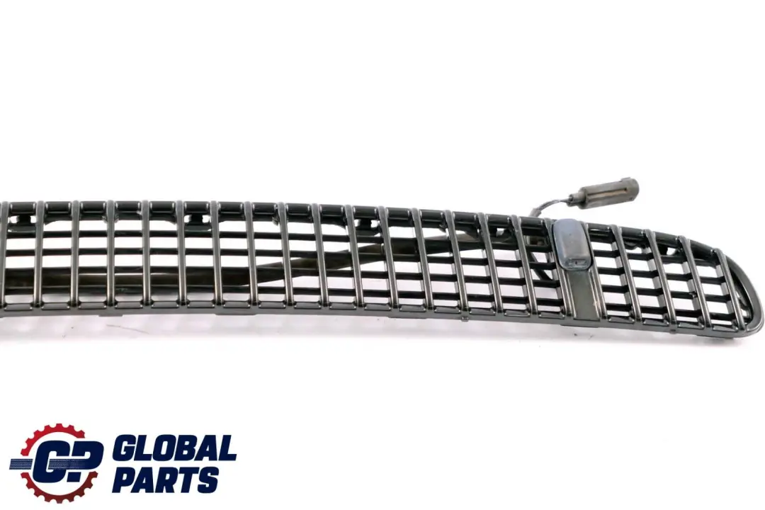 Front Upper Hood Vent Grille Trim Finisher Nozzle to BMW 3 Series E46 with Part number 7075324 BMW 3 Series E46 Front Upper Hood Vent Grille Trim Finisher Nozzle - SKU 7075324 - Part number 7075324