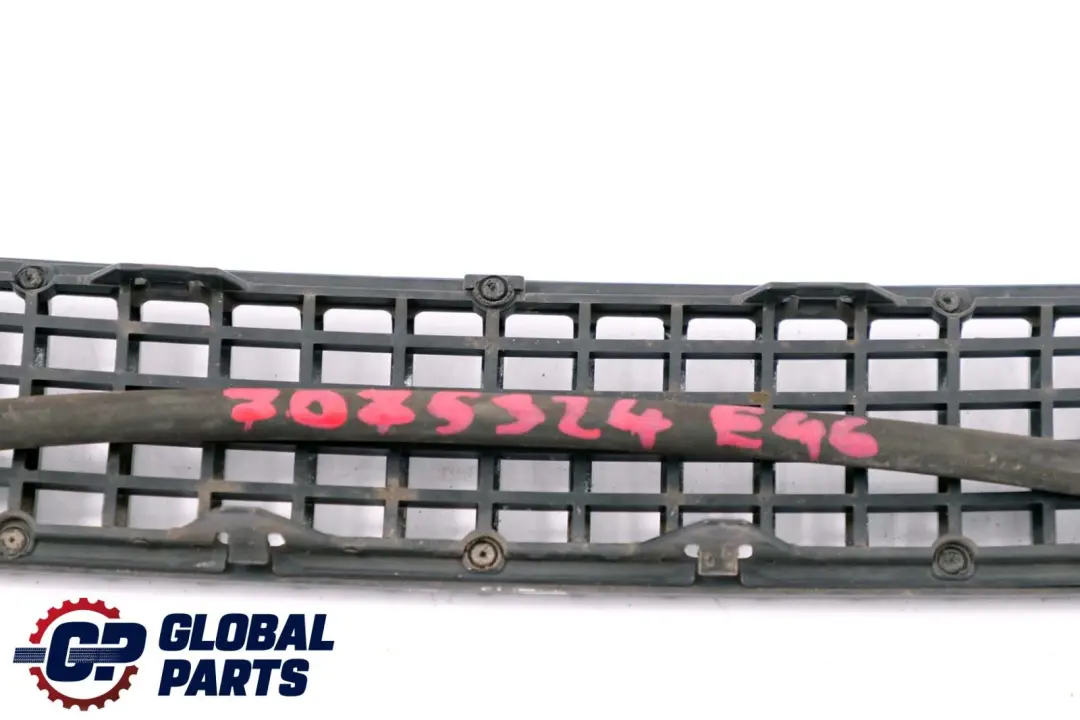 BMW 3 Series E46 Front Upper Hood Vent Grille Trim Finisher Nozzle - SKU 7075324 - Part number 7075324