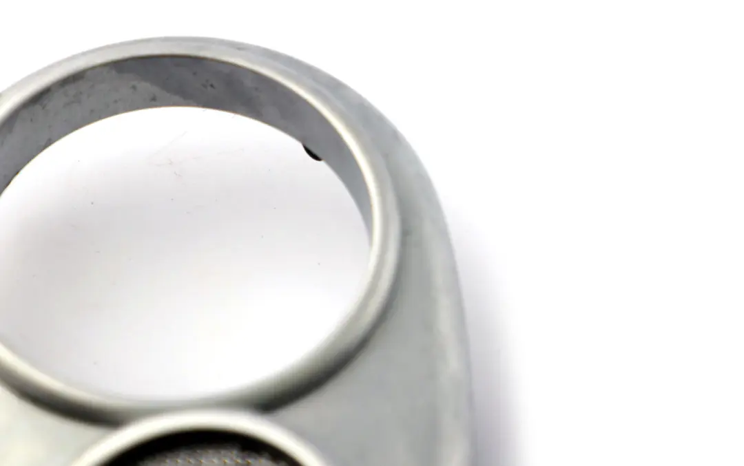 Cache Haut-Parleur Ouverture Porte Droit Blanc Argenté pour Mini Cooper One R50 R52 à propos du numéro de pièce 7075818 Mini Cooper One R50 R52 Cache Haut-Parleur Ouverture Porte Droit Blanc Argenté - SKU 7075818 - Numéro de pièce 7075818