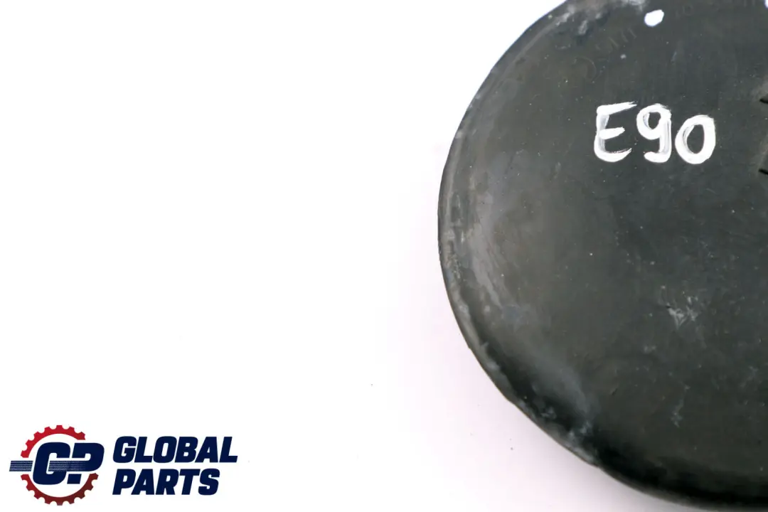 Zaślepka Wnęki Koła Guma Nadkola do BMW E81 E82 E84 E87 E90 o numerze 7075841 BMW E81 E82 E84 E87 E90 Zaślepka Wnęki Koła Guma Nadkola - SKU 7075841 - Numer Części 7075841