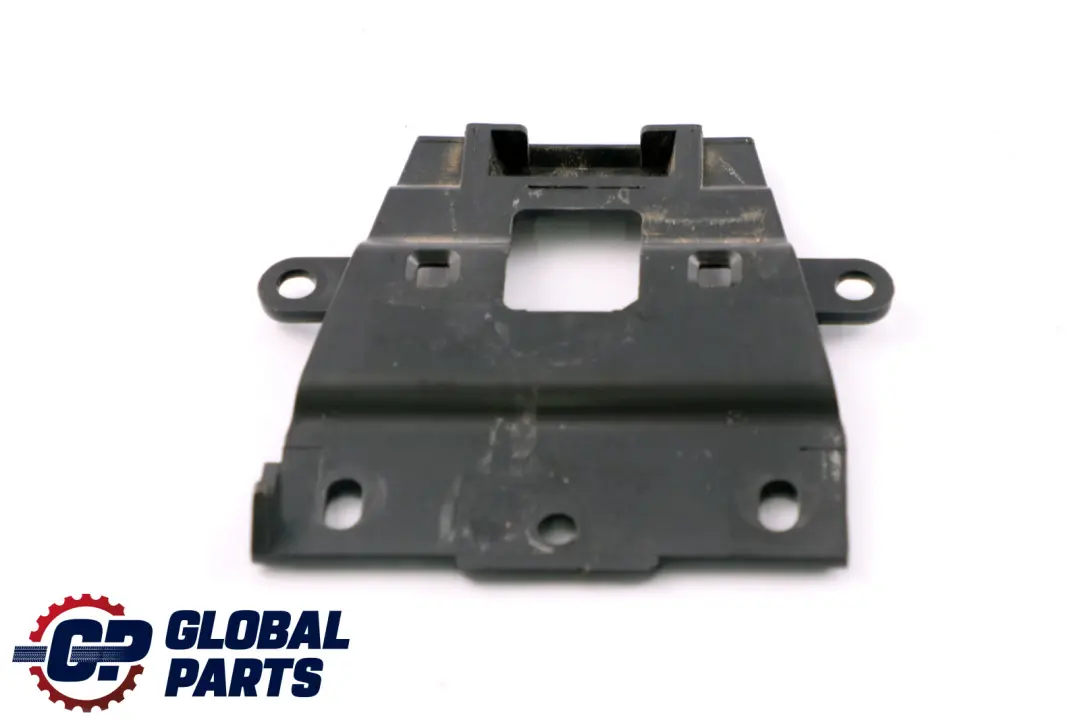 Halterung Ladeboden Abschließbar 5147 für BMW E61 mit Teilenummer 7075913 BMW E61 Halterung Ladeboden Abschließbar 5147 - SKU 7075913 - Teilenummer 7075913