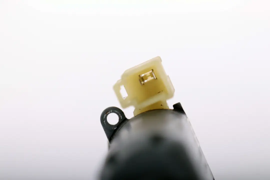 Front Left Seat Height Adjustment Drive N/S to BMW 5 7 X5 Series E60 E61 E65 E70 with Part number 7075943 BMW 5 7 X5 Series E60 E61 E65 E70 Front Left Seat Height Adjustment Drive N/S - SKU 7075943-3 - Part number 7075943