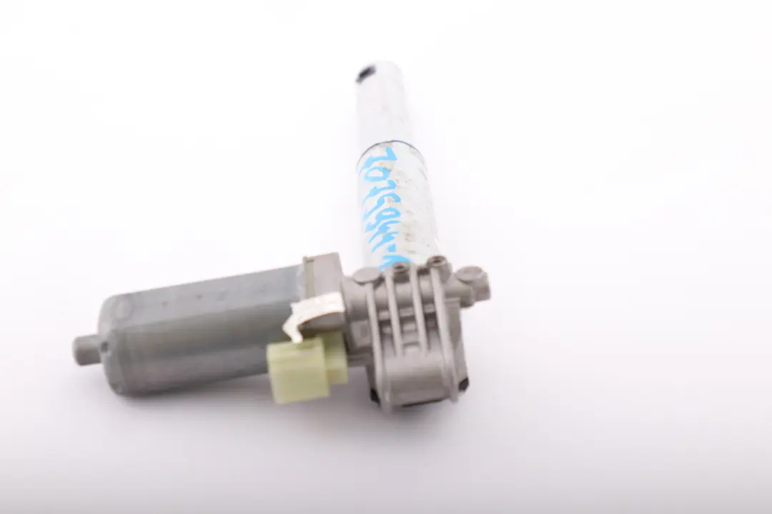 Delantero Derecho Ajuste Altura del Asiento del Conductor Drive para BMW E60 E61 E65 con número de pieza 7075944 BMW E60 E61 E65 Delantero Derecho Ajuste Altura del Asiento del Conductor Drive - SKU 7075944-1 - Número de pieza 7075944