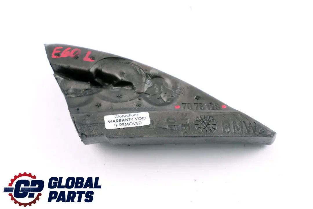 Joint d'etancheite du triangle retroviseur interieur gauche pour BMW E60 E61 à propos du numéro de pièce 7076123 BMW E60 E61 Joint d'etancheite du triangle retroviseur interieur gauche - SKU 7076123 - Numéro de pièce 7076123