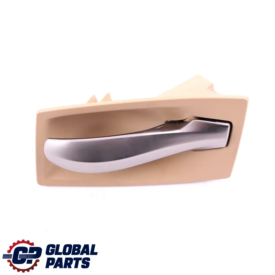 Maniglia interna porta sinistra Beige Rutenio per BMW E60 E61 con numero di parte 7034287 BMW E60 E61 Maniglia interna porta sinistra Beige Rutenio - SKU 7076259 - Numero di parte 7034287