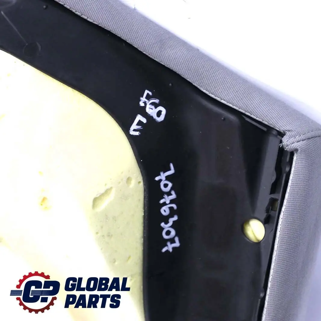 Interior Asiento Trasero Sofa Banco Tela Edward Gris para BMW E60 con número de pieza 7076307 BMW E60 Interior Asiento Trasero Sofa Banco Tela Edward Gris - SKU 7076307 - Número de pieza 7076307