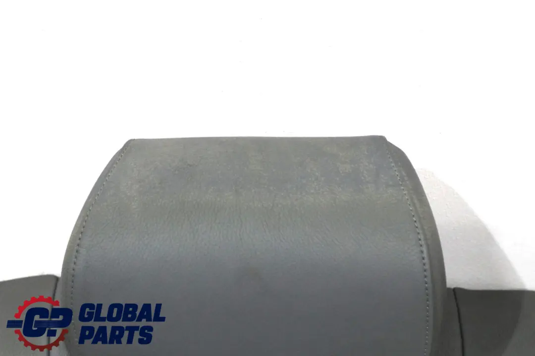 Riferimento Resto Grigio Pelle Schienale Sedile Posteriore 7069882 per BMW E60 con numero di parte 7076501 BMW E60 Riferimento Resto Grigio Pelle Schienale Sedile Posteriore 7069882 - SKU 7076501 - Numero di parte 7076501